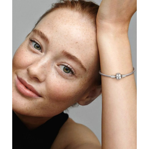 Pulsera Pandora Moments Cadena de Serpiente con Cierre de Barril