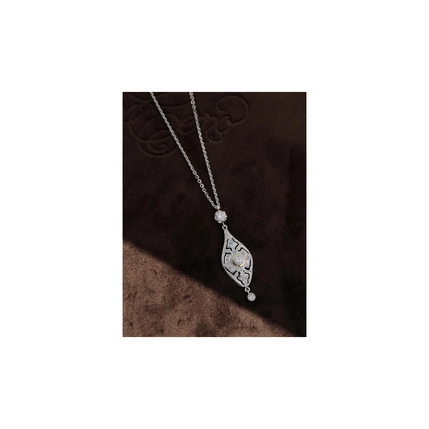 COLLAR ADELA