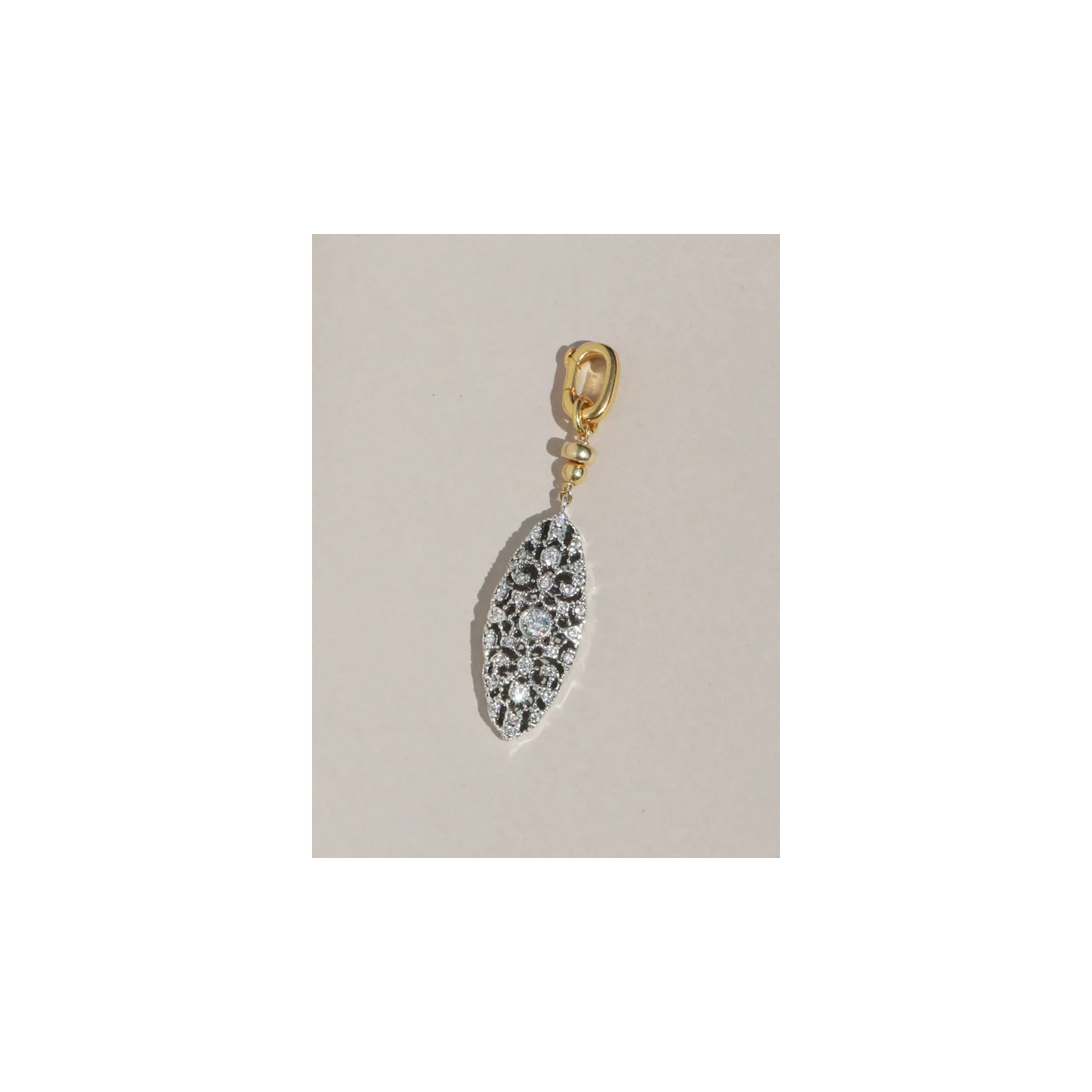 CHARM ARNAU