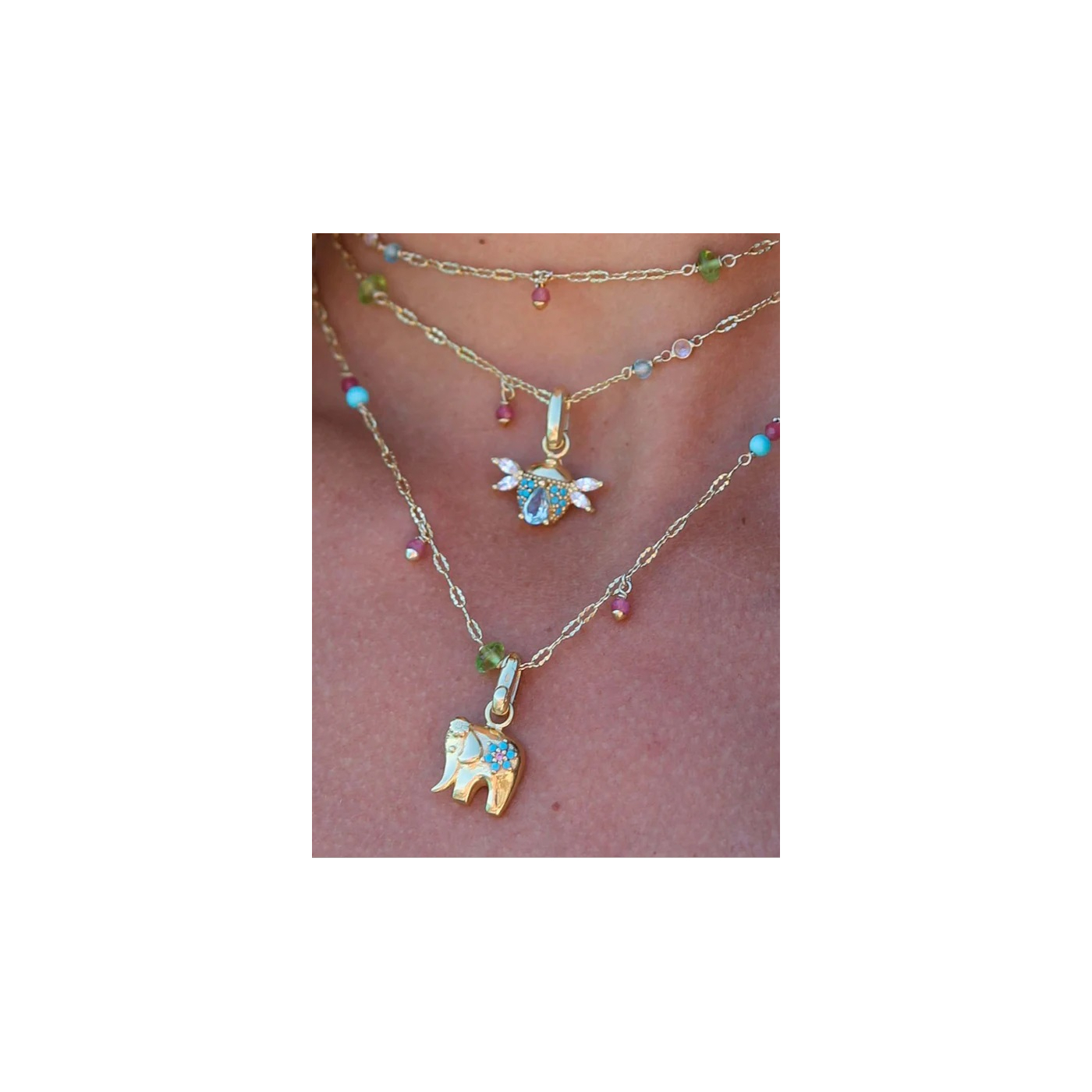 CHARM ESCARABAJO