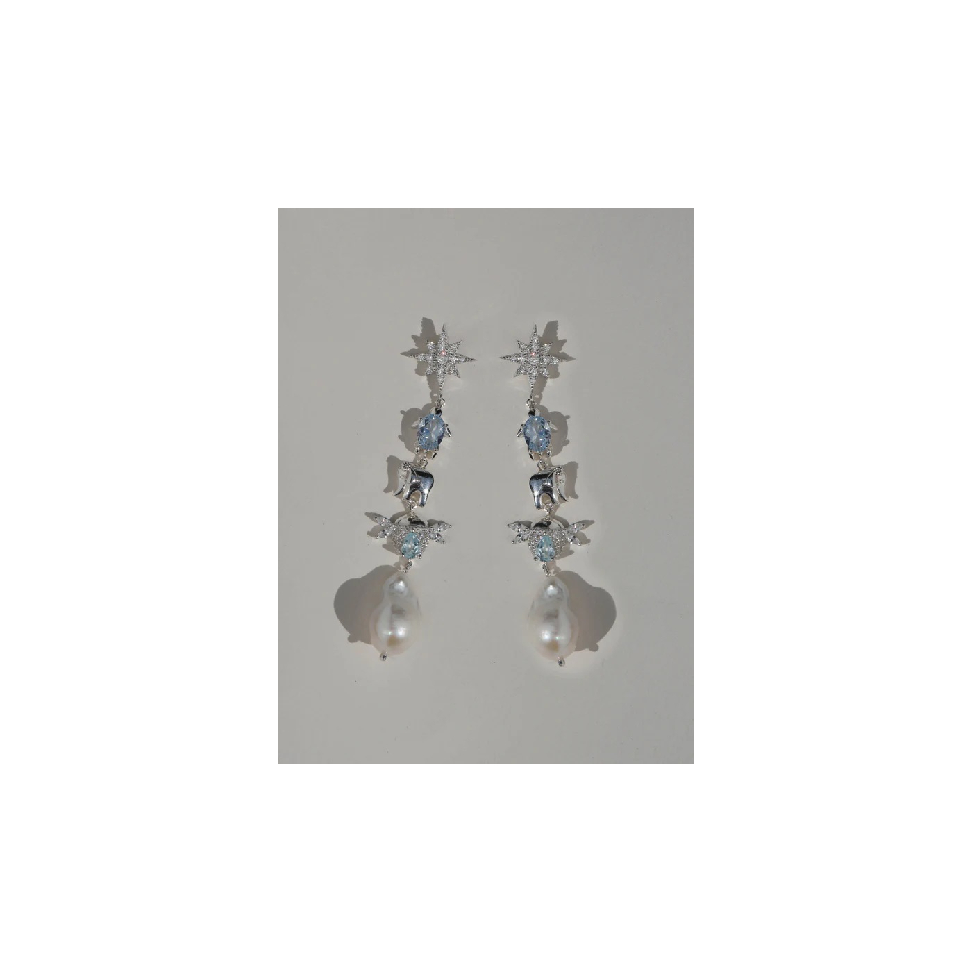 PENDIENTES AMULETOS