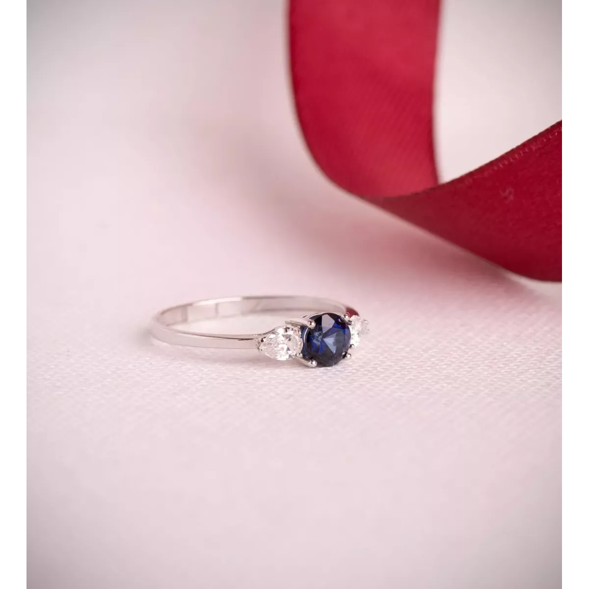 63 QT Y DIAMANTES LABORATORIO TALLA PERA 0