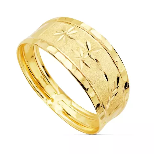 18K SORTIJA ORO AMARILLO MATIZADA CON FLORES TALLADAS Y BORDES TALLADOS. ANCHO 9 MM 1