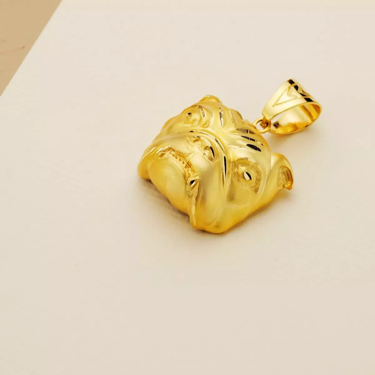 COLGANTES ESCULTURAS