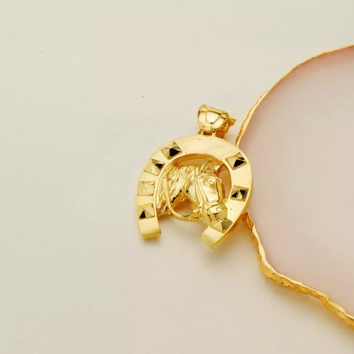 COLGANTES ESCULTURAS