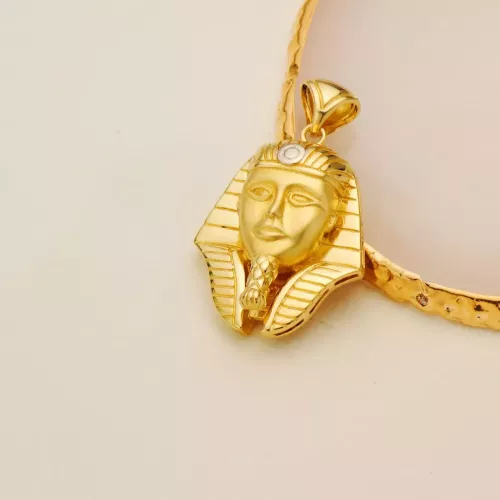 COLGANTES ESCULTURAS